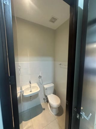 APARTAMENTO EN ALQUILER SANTA INES DEL PARQUE ZONA 14 — Apartamento en Alquiler en Santa Inés del Parque, Zona 14, Guatemala, Ciudad — miniatura 3 de 17