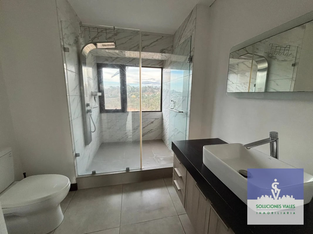 APARTAMENTO LOFT VIU CAYALA EN ALQUILER - 3