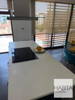Apartamento Amueblado de 1 habitación en Alquiler, zona 10 — Apartamento en Alquiler en Zona 10, Guatemala, Ciudad — miniatura 5 de 9