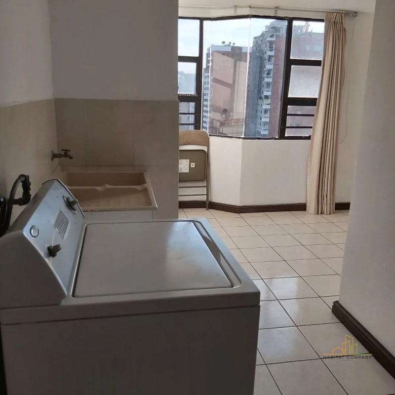 Apartamento en renta en zona 14, Cercano a Avenida Las Américas- 2 Dorm y 1 Parqueo - 1