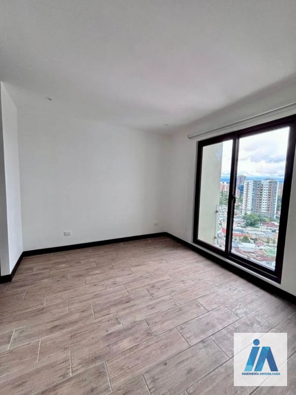 APARTAMENTO EN ALQUILER📍 Marques de Oakland zona 10, Diagonal 6 - 14
