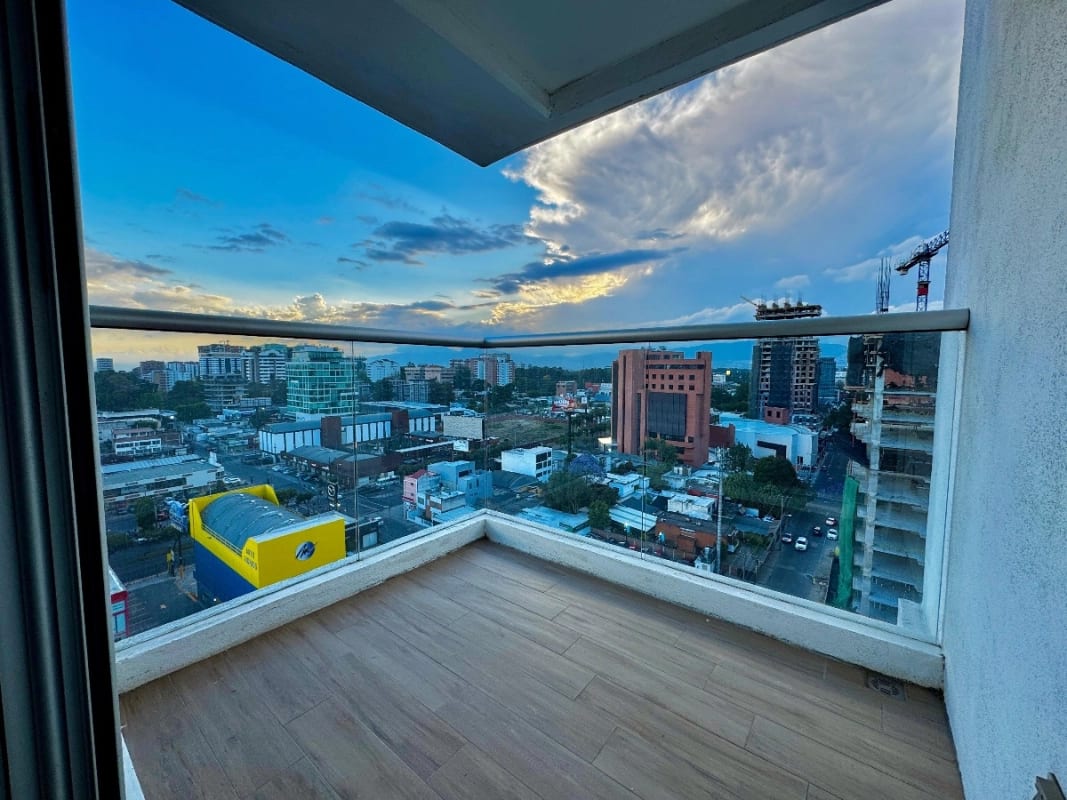 Apartamento de 3 dormitorios en venta zona 10 — Apartamento en Venta en Zona 10, Guatemala, Ciudad — foto 16 de 17