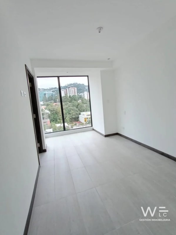 ALQUILO APARTAMENTO ZONA 15 - 11