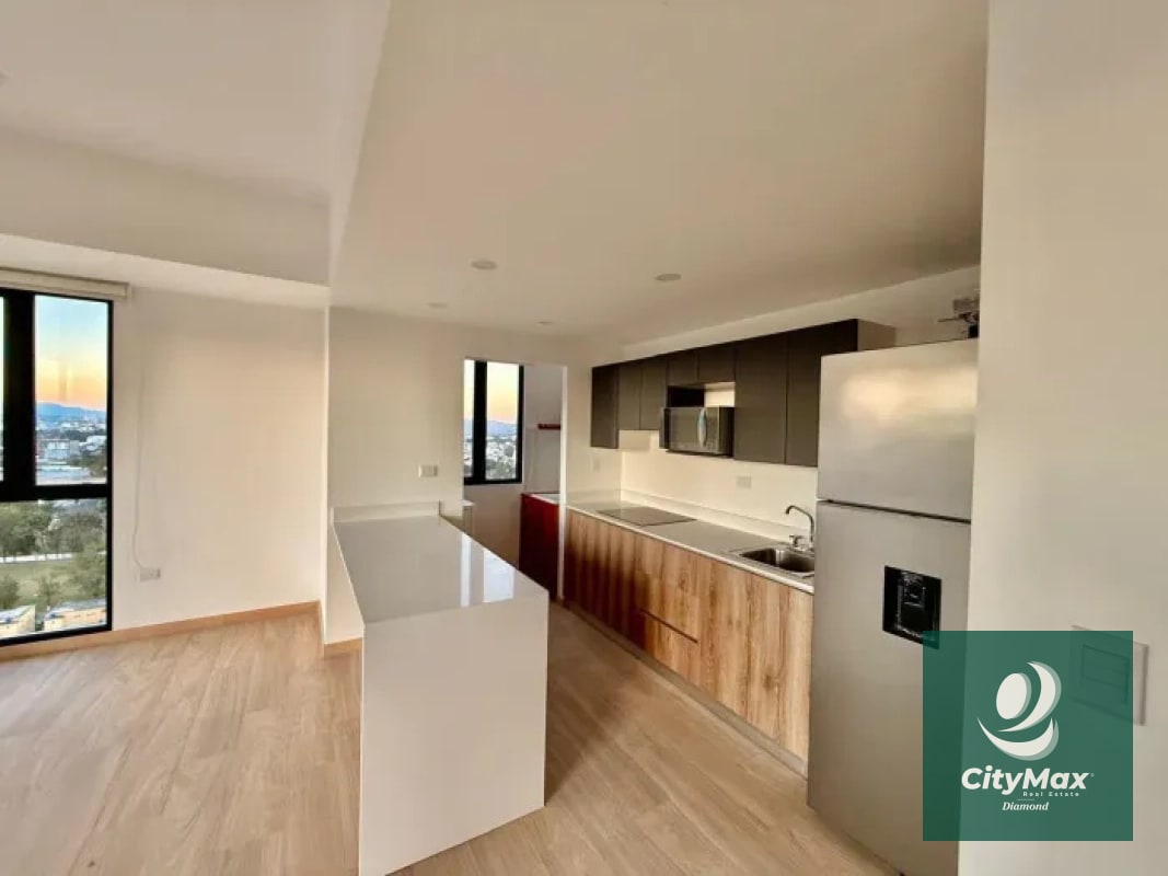 Apartamento en Renta en Zona 10 Ciudad de Guatemala - 4