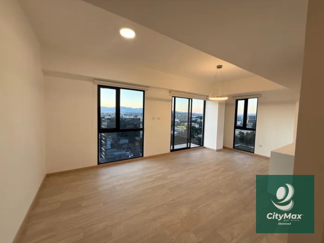 Apartamento en Renta en Zona 10 Ciudad de Guatemala - 3