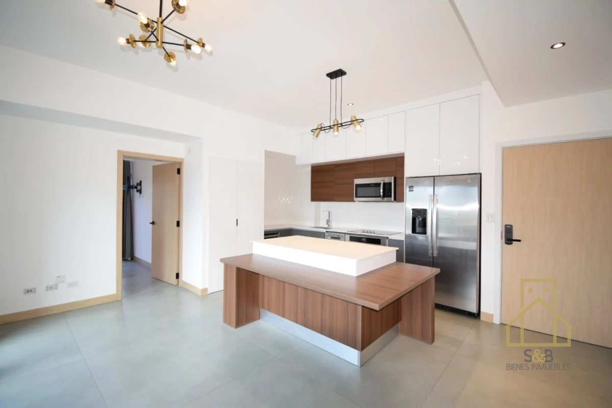 Apartamento en zona 10, Edificio Bonadiez - 10