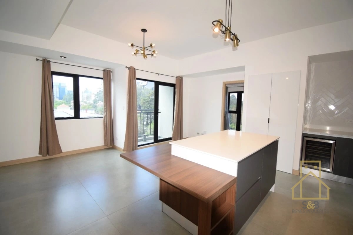 Apartamento en zona 10, Edificio Bonadiez - 7