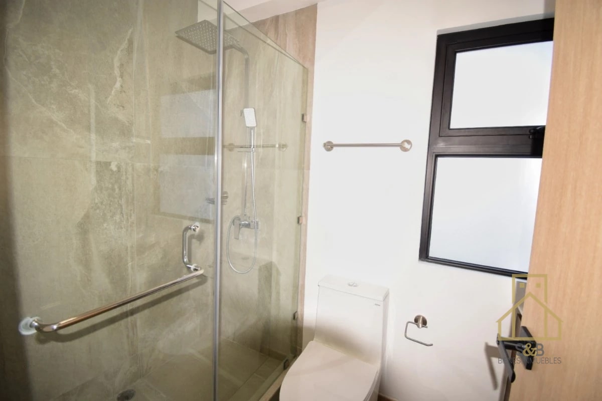 Apartamento en zona 10, Edificio Bonadiez - 2