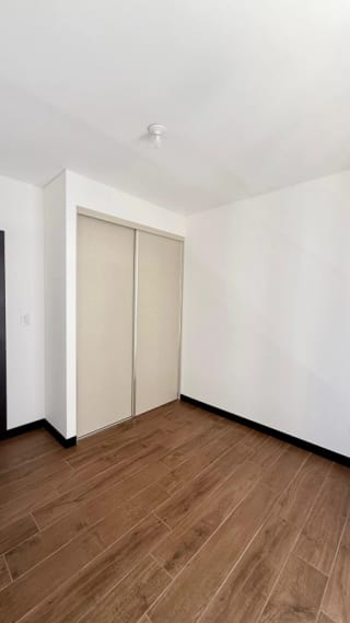 Apartamento en Renta!! zona 16 — Apartamento en Alquiler en Zona 16, Guatemala, Ciudad — miniatura 4 de 6