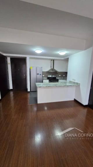 Alquiler de apartamento en zona 10, Edificio 19diez — Apartamento en Alquiler en 19-10, Zona 10, Guatemala, Ciudad — miniatura 1 de 7
