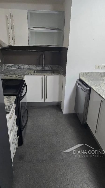 Alquiler de apartamento en zona 10, Edificio 19diez — Apartamento en Alquiler en 19-10, Zona 10, Guatemala, Ciudad — foto 7 de 7