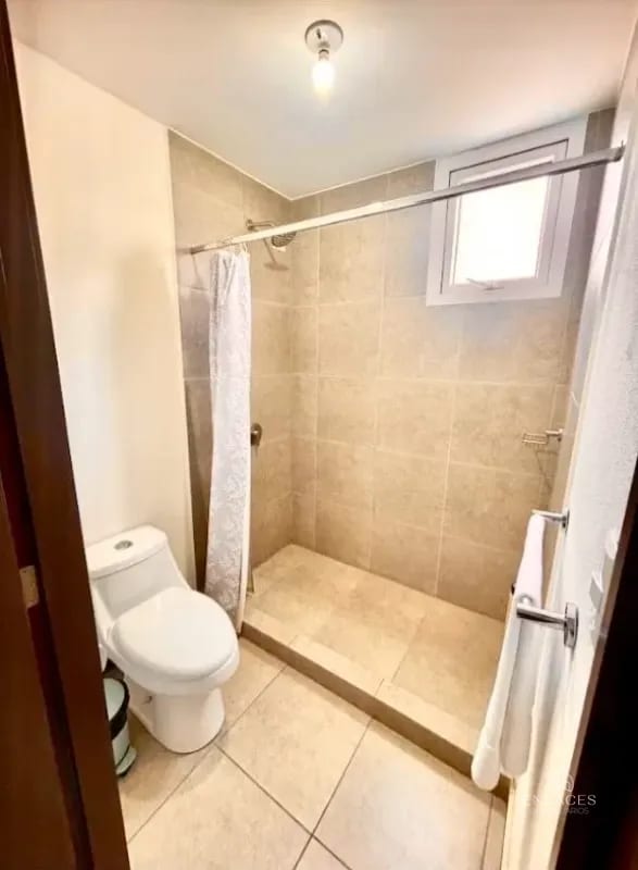Zona 11 • Apartamento Amueblado en Venta • Parque San Jorge — Apartamento en Venta en Parque San Jorge, Zona 11, Guatemala, Ciudad — foto 2 de 12
