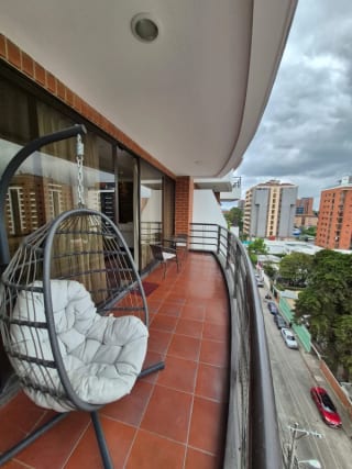 Amplio y lujoso apartamento en venta! A pocos metros de La Estación zona 10. — Apartamento en Venta en Mirafiori, Zona 10, Guatemala, Ciudad — miniatura 9 de 12