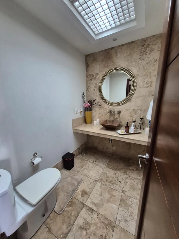 Amplio y lujoso apartamento en venta! A pocos metros de La Estación zona 10. — Apartamento en Venta en Mirafiori, Zona 10, Guatemala, Ciudad — foto 4 de 12
