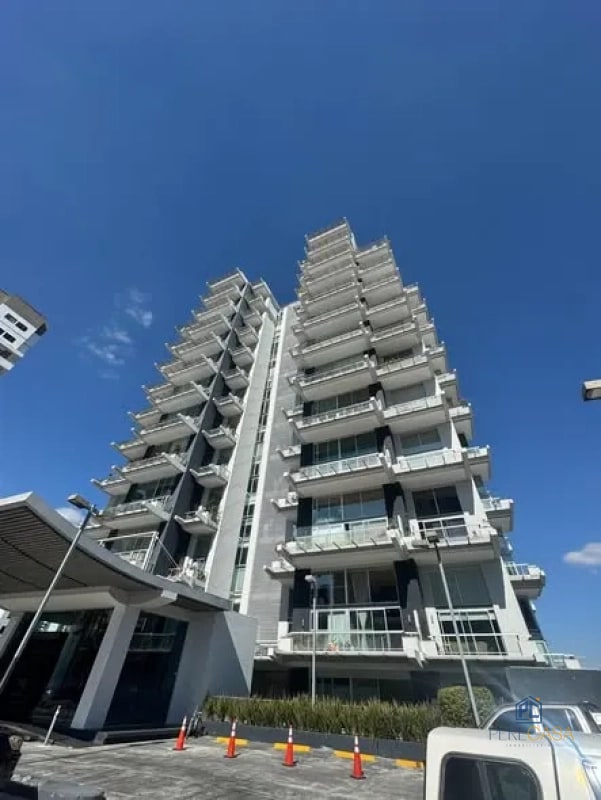 Apartamento en renta ATRIUM zona 10 - 13