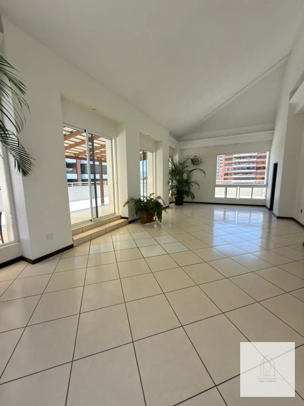 Apartamento en alquiler zona 14 - 1