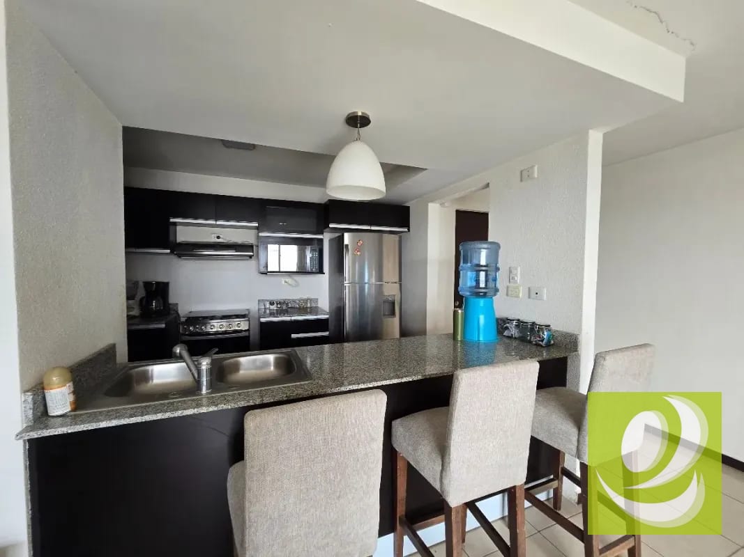 APARTAMENTO AMUEBLADO EN VENTA EN ZONA 7 DE MIXCO PARQUE 7 — Apartamento en Venta en Zona 7 Mixco, Guatemala, Ciudad — foto 4 de 9