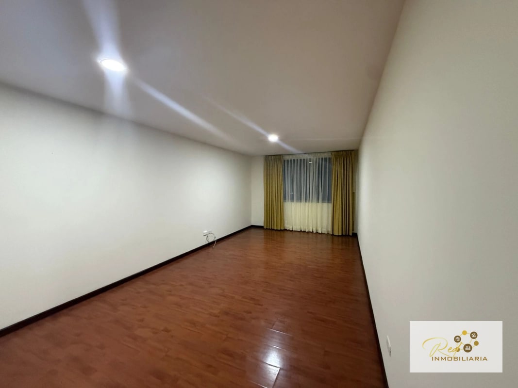 RENTA APARTAMENTO EDIFICIO BELLIN, ZONA 14 - 14