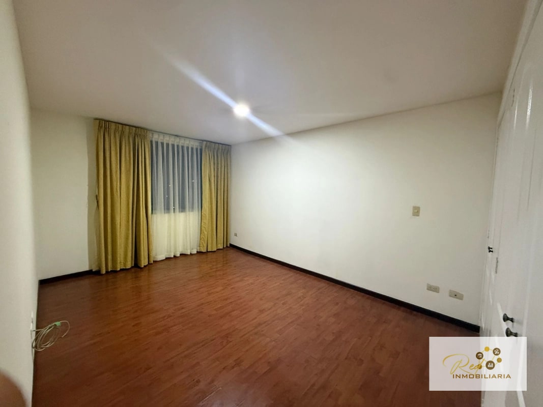 RENTA APARTAMENTO EDIFICIO BELLIN, ZONA 14 - 13