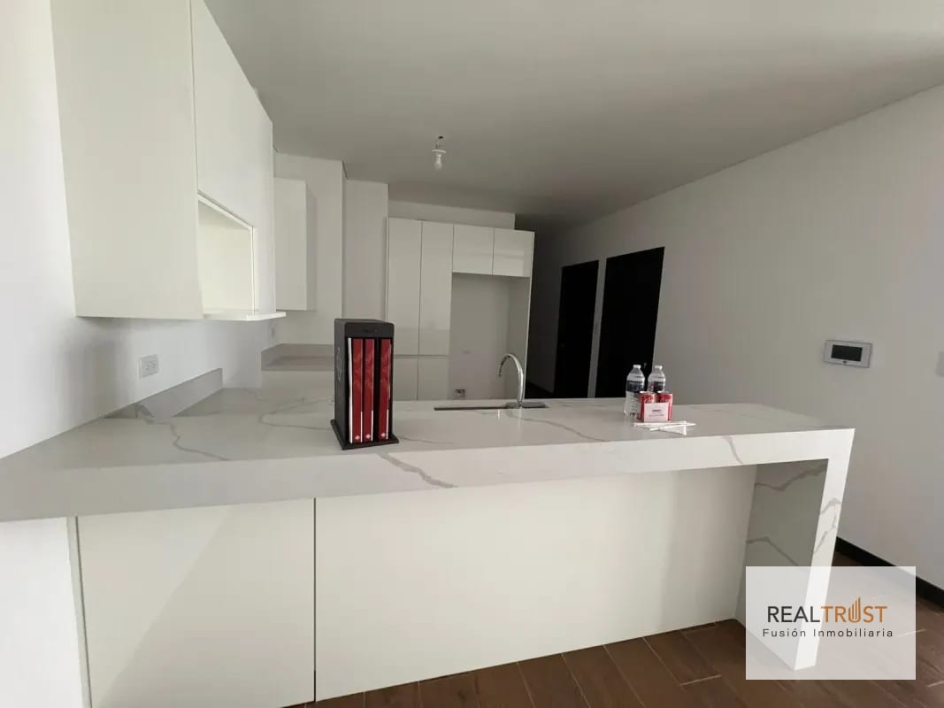 Apartamento nuevo en venta en Edificios Lirios IV. — Apartamento en Venta en Zona 16, Guatemala, Ciudad — foto 13 de 16
