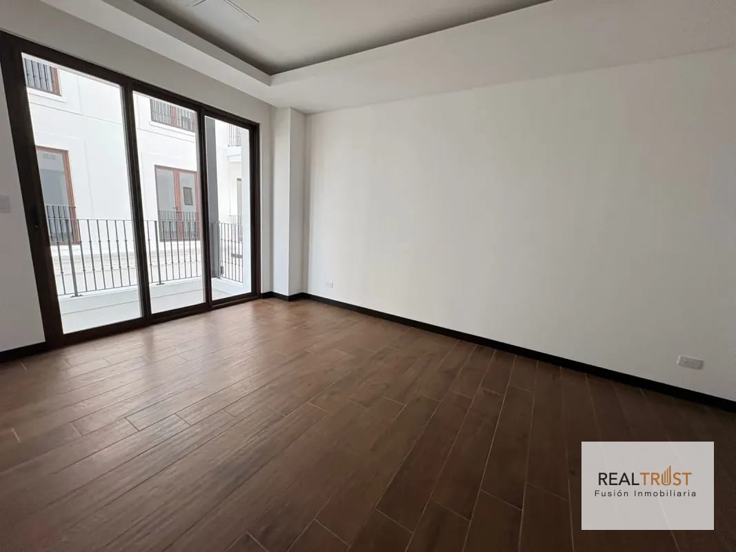 Apartamento nuevo en venta en Edificios Lirios IV. — Apartamento en Venta en Zona 16, Guatemala, Ciudad — foto 1 de 16