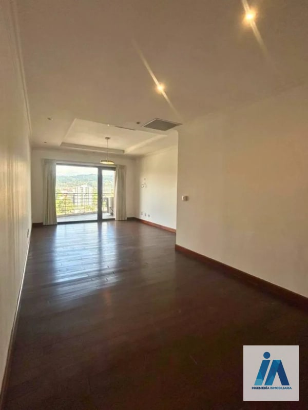APARTAMENTO EN ALQUILER📍 Edificio Tadeus, Zona 14 - 13