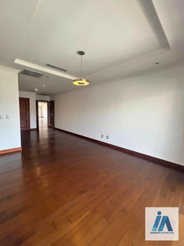 APARTAMENTO EN ALQUILER📍 Edificio Tadeus, Zona 14 - 12