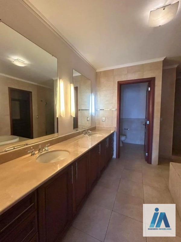 APARTAMENTO EN ALQUILER📍 Edificio Tadeus, Zona 14 - 7