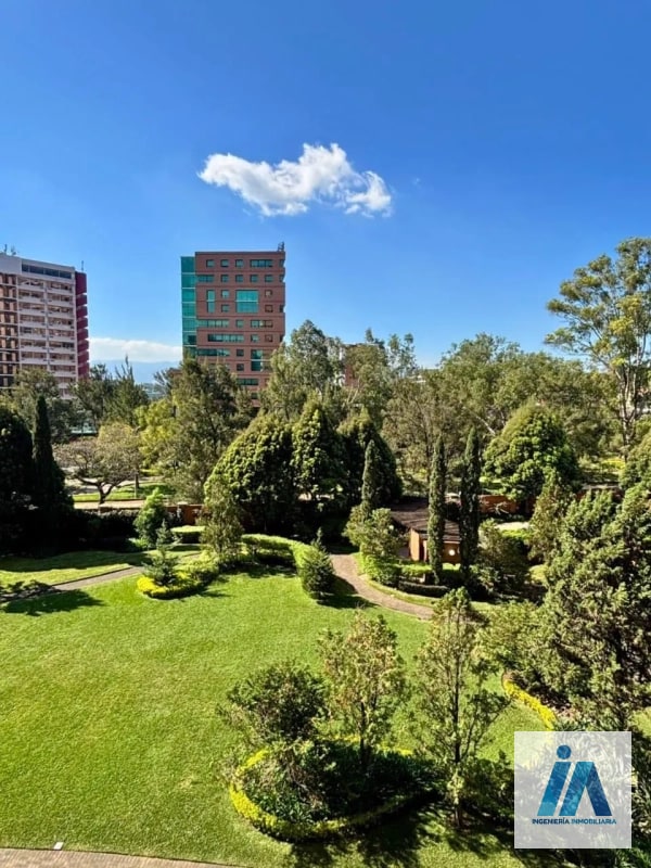 APARTAMENTO EN ALQUILER📍 Edificio Tadeus, Zona 14 - 5