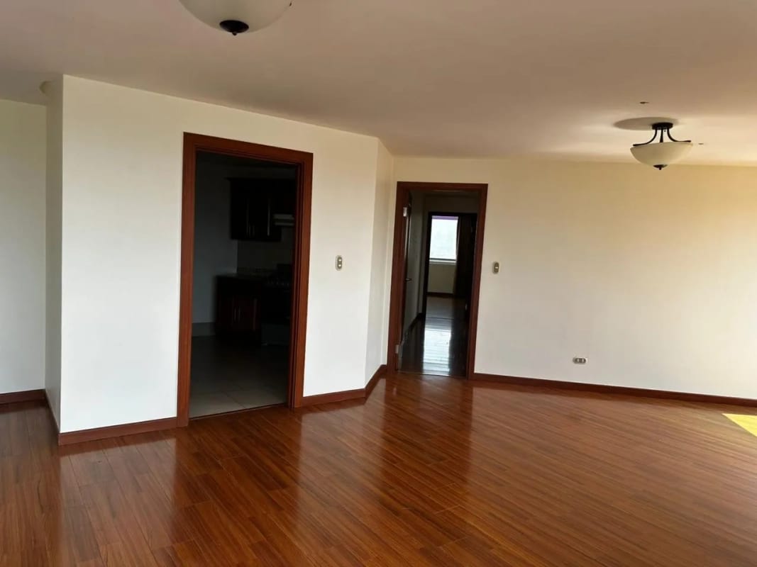 ALQUILO APARTAMENTO EN ZONA 11 CONDOMINIO LAS  GEMAS +1ALQUILO APARTAMENTO EN ZONA 11 CONDOMINIO LAS  GEMAS +1 — Apartamento en Alquiler en Las Gemas, Zona 11, Guatemala, Ciudad — foto 3 de 7