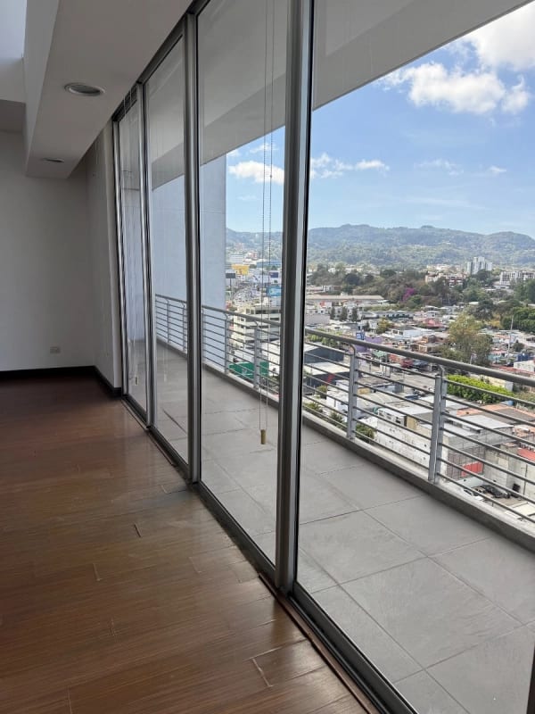 Edificio io 19 diez Loft en Renta — Apartamento en Alquiler en 19-10, Zona 10, Guatemala, Ciudad — foto 13 de 15