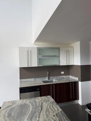 Edificio io 19 diez Loft en Renta — Apartamento en Alquiler en 19-10, Zona 10, Guatemala, Ciudad — miniatura 9 de 15