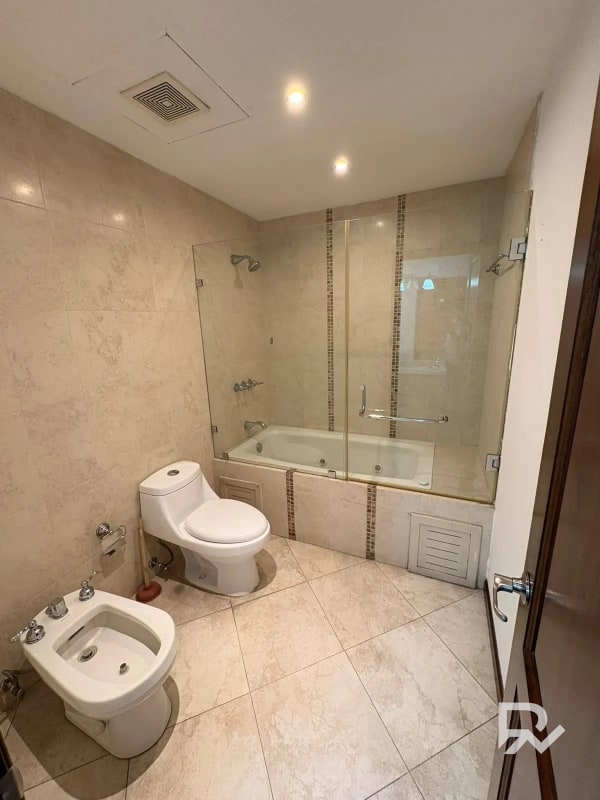 Venta de Apartamento en Edificio Torre del Valle zona 10 cerca de CC La Estación - 8