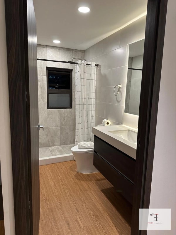 Rento ideal para extranjeros, Lindo Efficiency en Zona 10 - 1