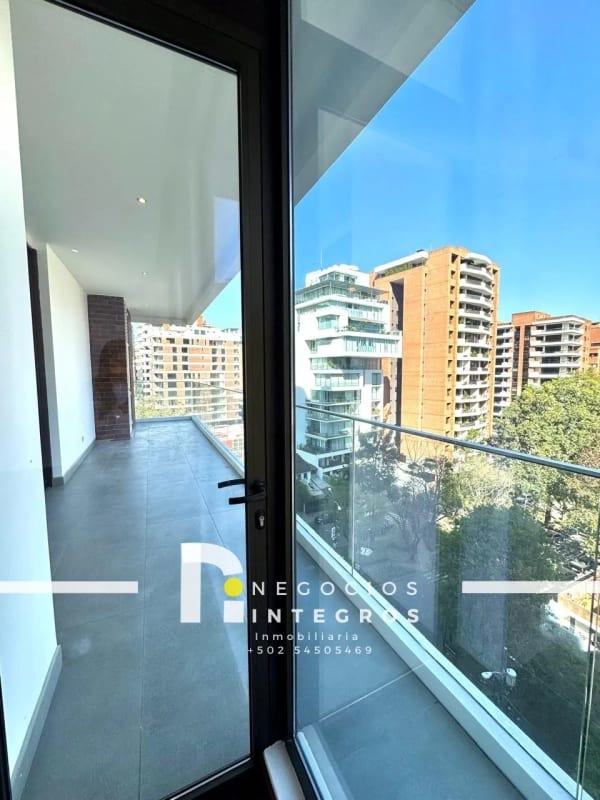 AQUILO VENDO APARTAMENTO EN ECHO ZONA 14 CON TERRAZA GRANDE CERCANO A AV LAS AMERICAS PV — Apartamento en Alquiler en Echo, Zona 14, Guatemala, Ciudad — foto 16 de 17