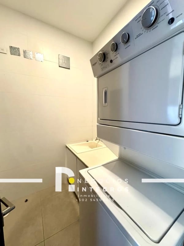 AQUILO VENDO APARTAMENTO EN ECHO ZONA 14 CON TERRAZA GRANDE CERCANO A AV LAS AMERICAS PV — Apartamento en Alquiler en Echo, Zona 14, Guatemala, Ciudad — foto 15 de 17