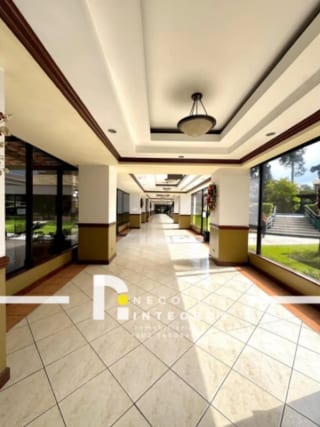 ALQUILO APARTAMENTO AMUEBLADO EN PRIMER NIVEL ZONA 10 MILENIA COLONIA OAKLAND PV — Apartamento en Alquiler en Milenia, Zona 10, Guatemala, Ciudad — miniatura 9 de 17