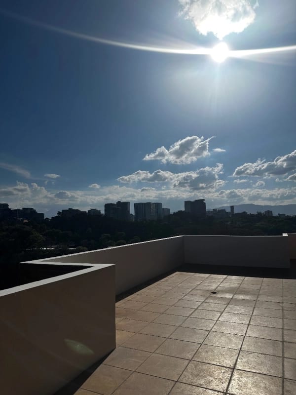 Zona 15, amplio apartamento en venta — Apartamento en Venta en El Robledal, Zona 15, Guatemala, Ciudad — foto 9 de 10