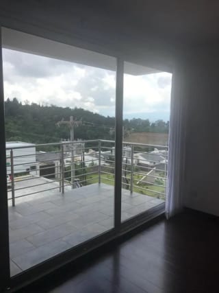 🏢 Apartamento en alquiler – Zona 16 Nueva Caledonia — Apartamento en Alquiler en Nueva Caledonia, Zona 16, Guatemala, Ciudad — miniatura 7 de 7