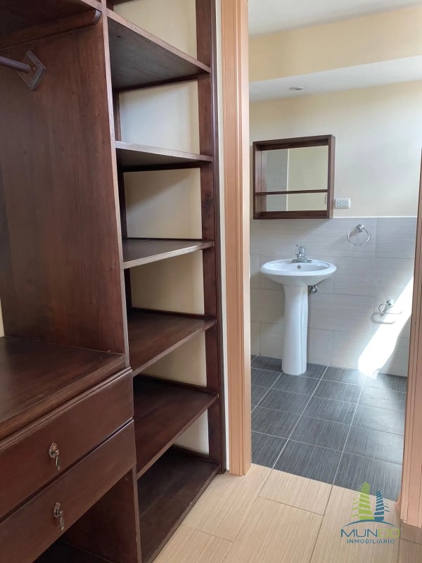 APARTAMENTO EN VENTA TRES HABITACIONES Z. 14 - 8