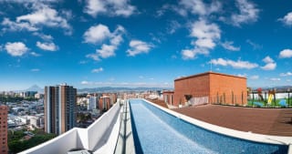 🏙️ APARTAMENTO EN RENTA – CASALINI DIAGONAL 6, ZONA 10 — Apartamento en Alquiler en Casalini Diagonal 6, Zona 10, Guatemala, Ciudad — miniatura 5 de 14