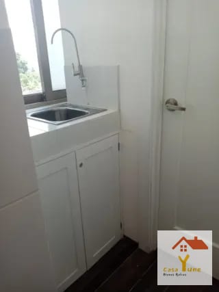 Apartamento en alquiler zona 15 Vista Hermosa 3 amueblado Adamant tipo lof — Apartamento en Alquiler en Adamant, Zona 15, Guatemala, Ciudad — miniatura 8 de 14