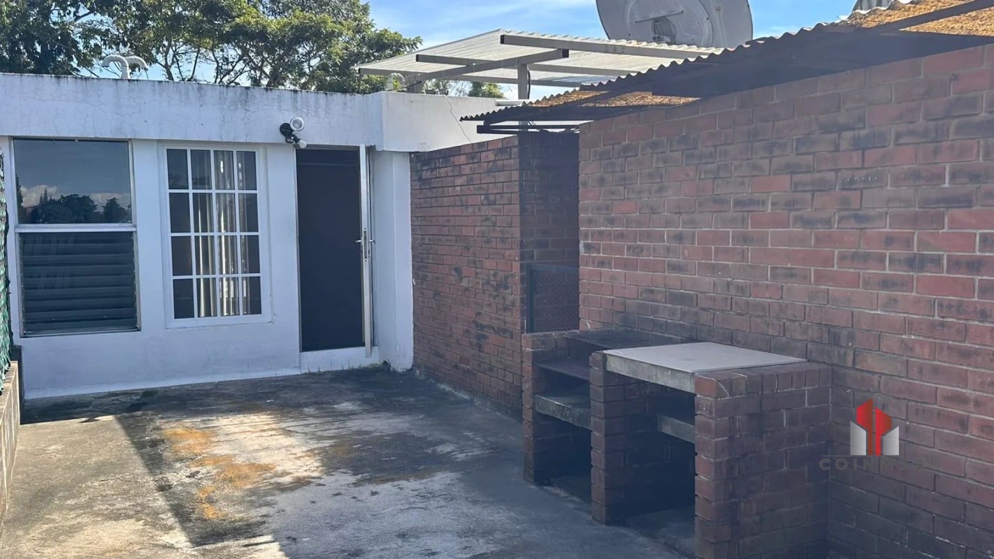 Apartamento tipo loft semi- amueblado en renta en zona 15 - 2