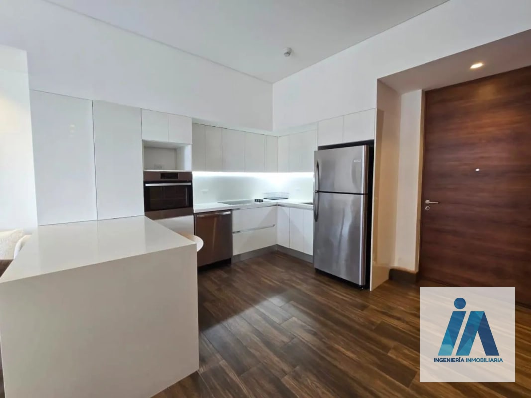 APARTAMENTO AMUEBLADO EN ALQUILER📍 Edificio AVIA, Zona 10 — Apartamento en Alquiler en Zona 10, Guatemala, Ciudad — foto 10 de 12