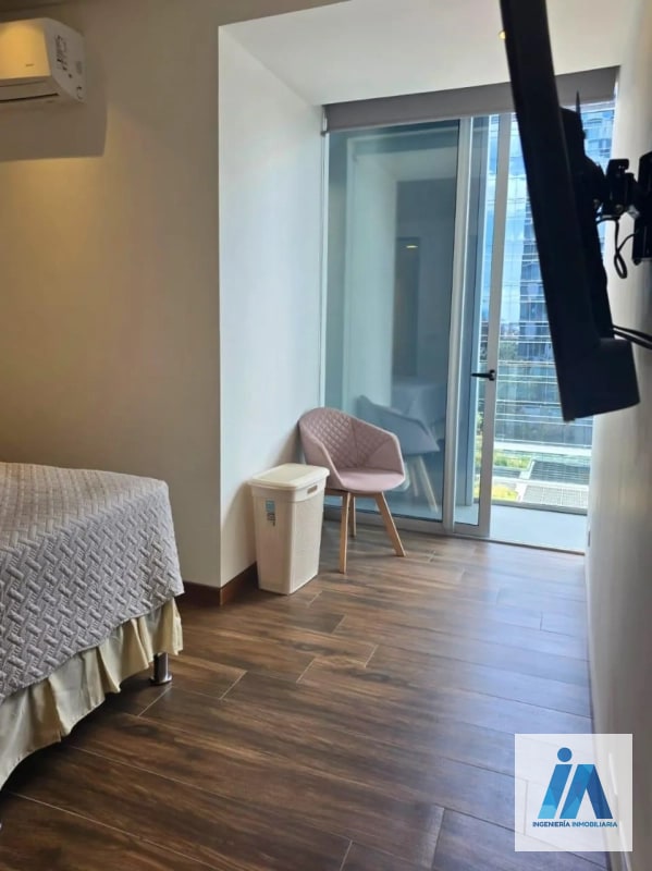 APARTAMENTO AMUEBLADO EN ALQUILER📍 Edificio AVIA, Zona 10 — Apartamento en Alquiler en Zona 10, Guatemala, Ciudad — foto 8 de 12