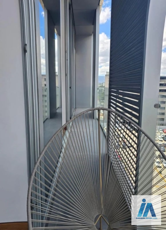 APARTAMENTO AMUEBLADO EN ALQUILER📍 Edificio AVIA, Zona 10 — Apartamento en Alquiler en Zona 10, Guatemala, Ciudad — foto 6 de 12