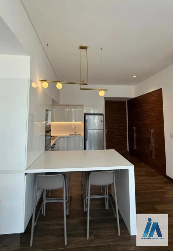 APARTAMENTO AMUEBLADO EN ALQUILER 📍 Edificio AVIA, Zona 10 - 4
