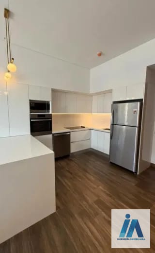 APARTAMENTO AMUEBLADO EN ALQUILER 📍 Edificio AVIA, Zona 10 — Apartamento en Alquiler en Zona 10, Guatemala, Ciudad — miniatura 1 de 6