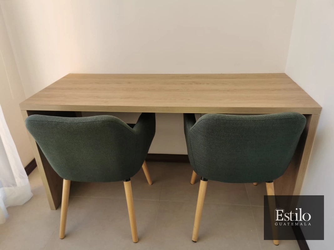 Apartamento Amueblado En Venta Zona 10 - 2
