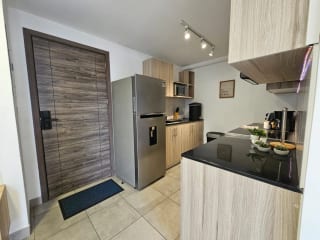 Apartamento Amueblado en Modra B — Apartamento en Venta en Zona 4, Guatemala, Ciudad — miniatura 3 de 9